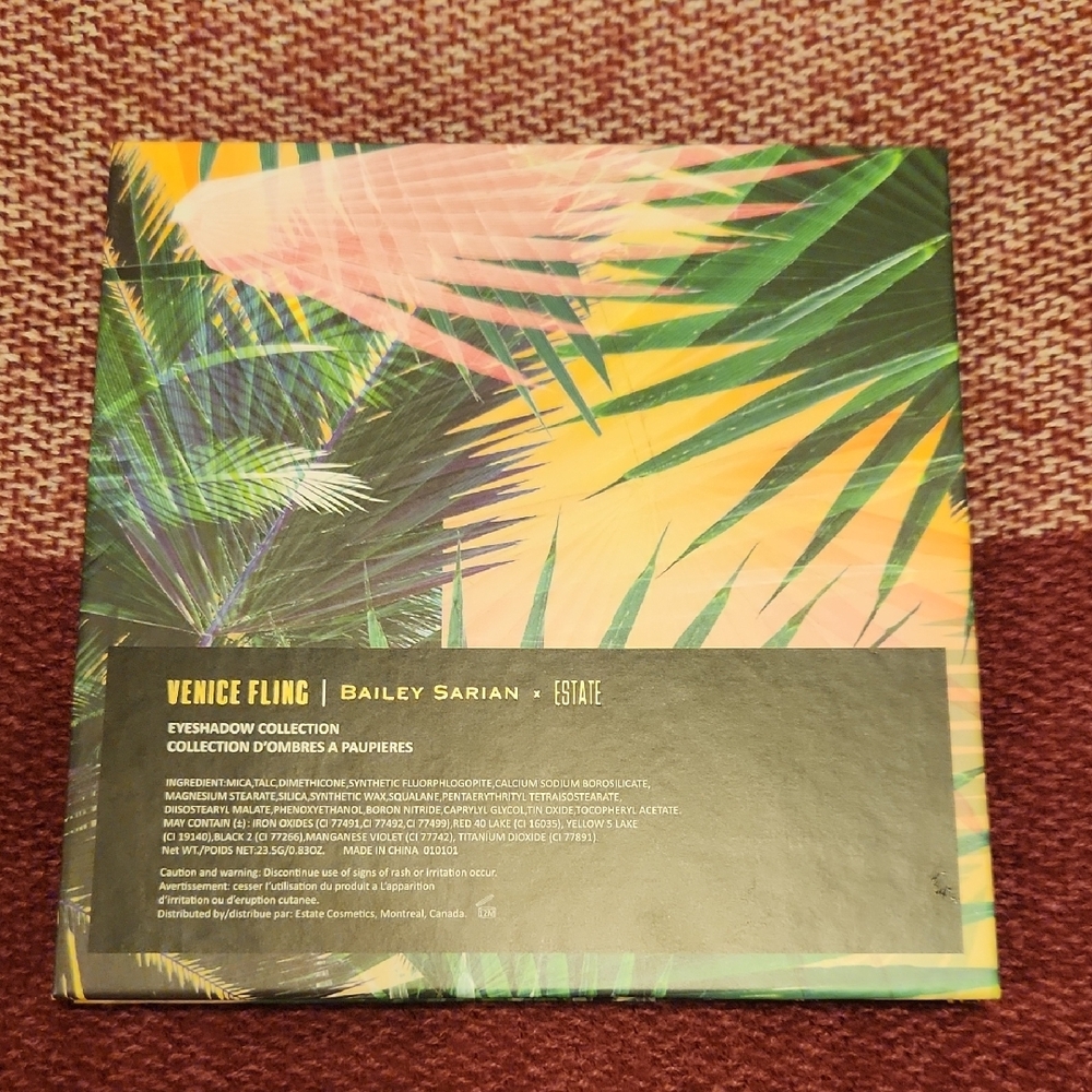 Estate Venice Fling Eyeshadow Palette - Green, Yellow, Pink - Picture 2 of 4